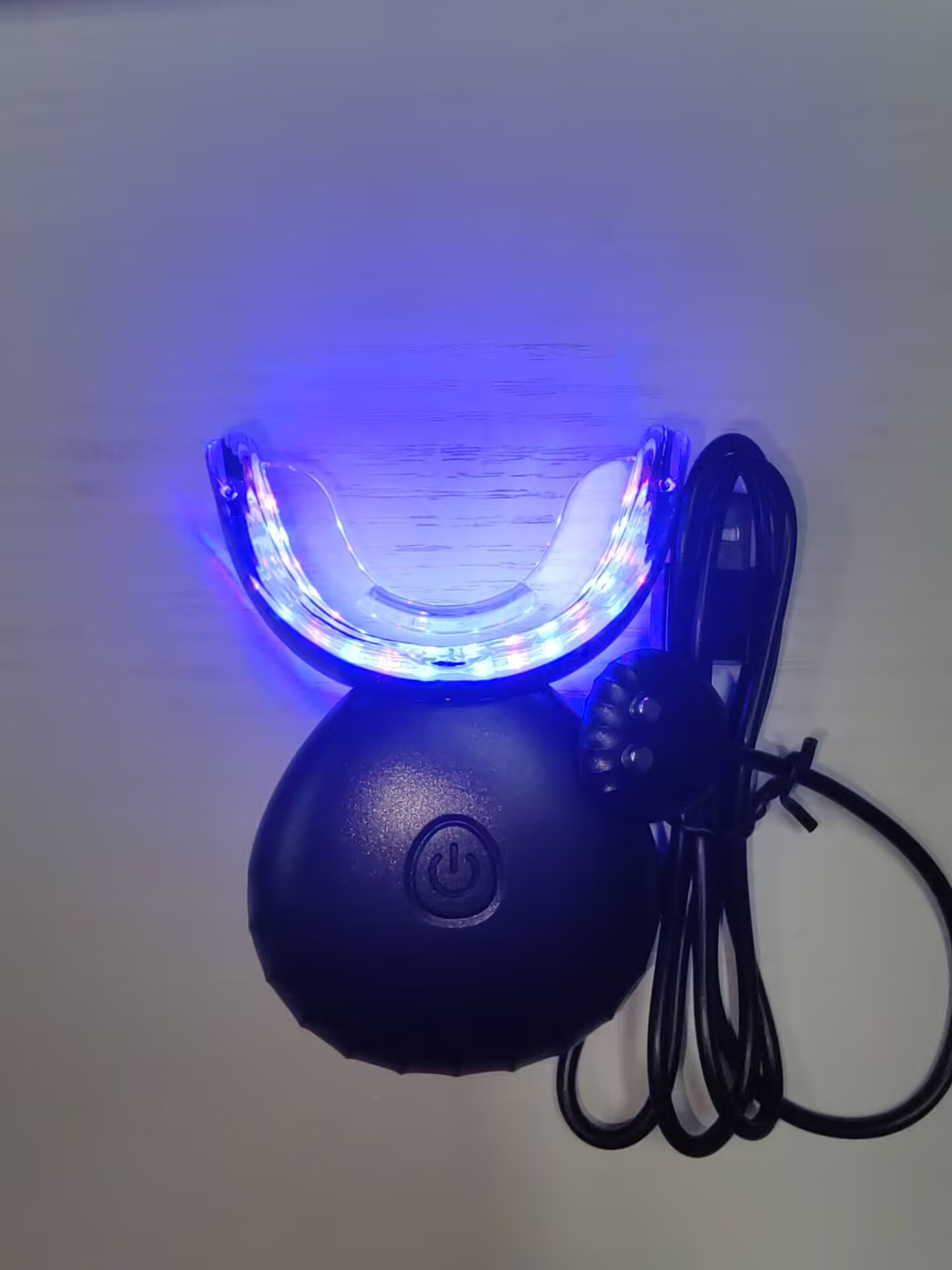 Usuwacz kamienia nazębnego - L – Teeth Whitening Led Kit recenzja i cena