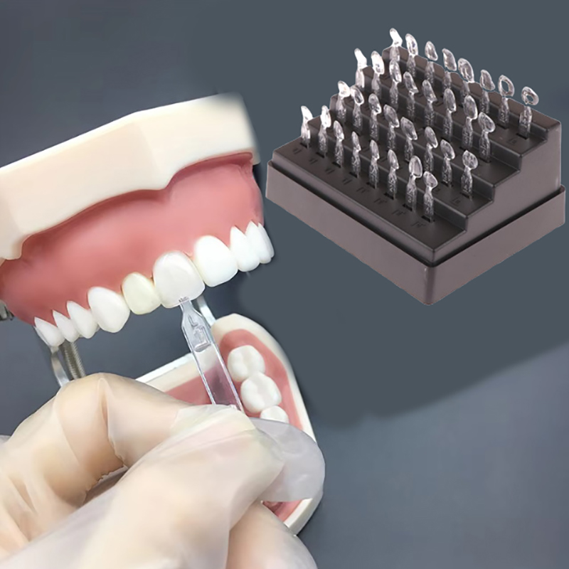 Zestaw 32 szt. form do licówek – Teeth Whitening Light Kit recenzja i cena